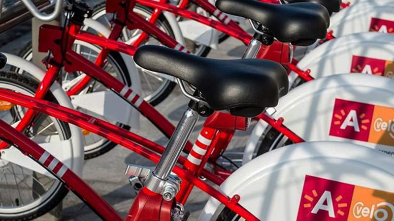 Een Velo fiets huren is heel handig in het centrum van Antwerpen